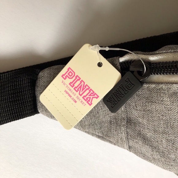 $13💋New VS LOVE PINK Lt Gray/White Fanny Pack - Picture 3 of 8